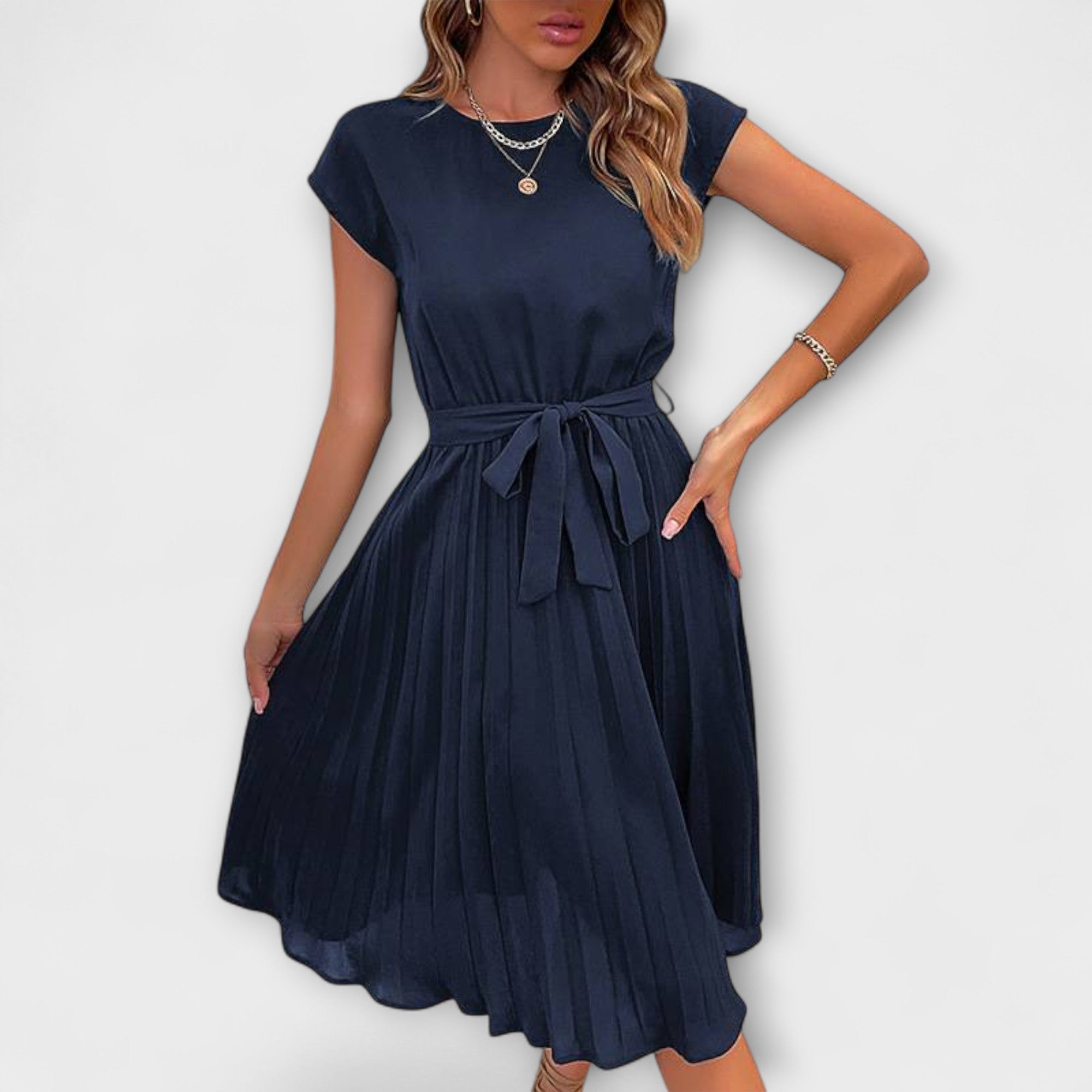 Sarah™ - ELEGANT MIDI DRESS WITH FLATTERING SILHOUETTE