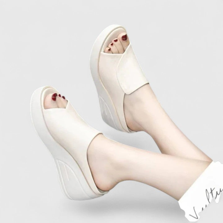 Trinity™ - ORTHOPEDIC WEDGE SANDALS WITH SUPPORTIVE DESIGN