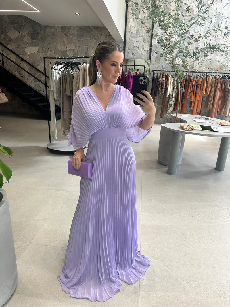 Lila™ - ELEGANT MIDI DRESS WITH V-NECK DESIGN