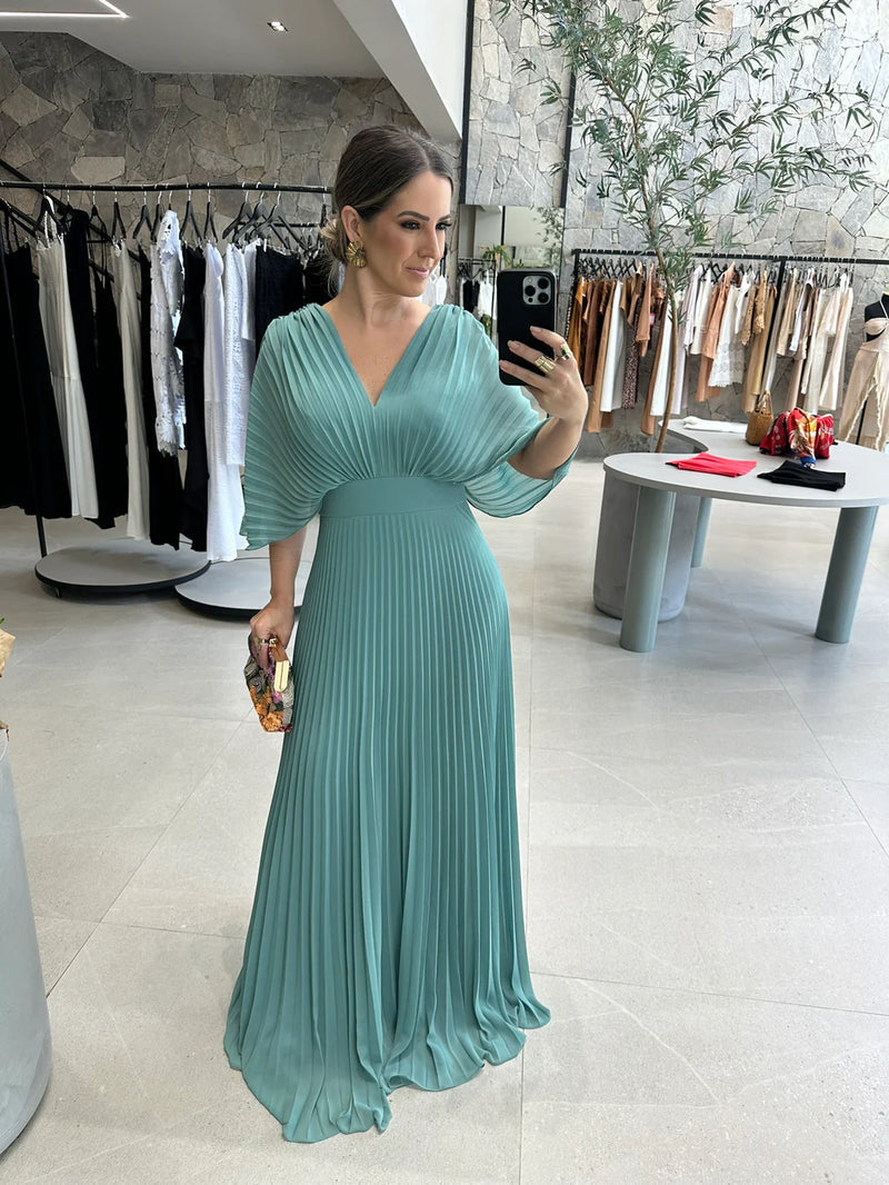 Lila™ - ELEGANT MIDI DRESS WITH V-NECK DESIGN