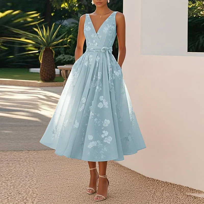 Crystal™ - ELEGANT MIDI DRESS WITH A FLATTERING SILHOUETTE